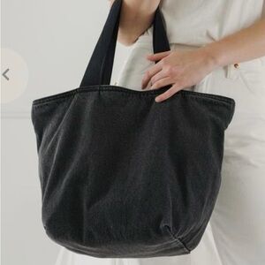 BAGGU- washed canvas zip top tote